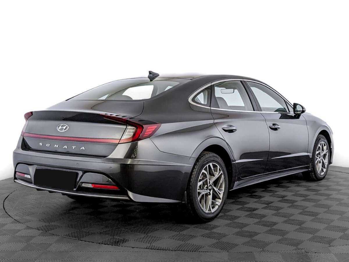 Купить Hyundai Sonata с пробегом. Фото: #4