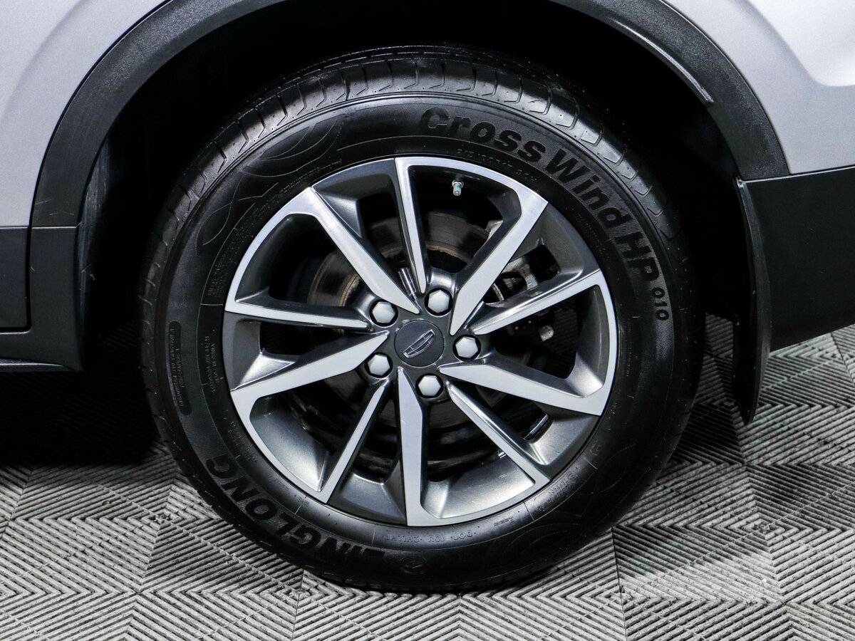 Купить Geely Coolray с пробегом. Фото: #11