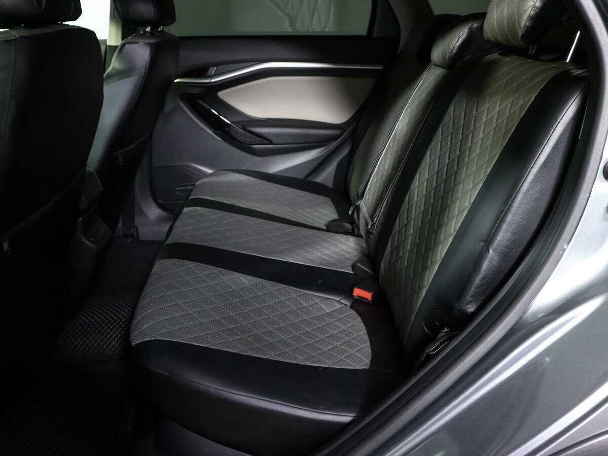 Купить Lada (ВАЗ) Vesta с пробегом. Фото: #7