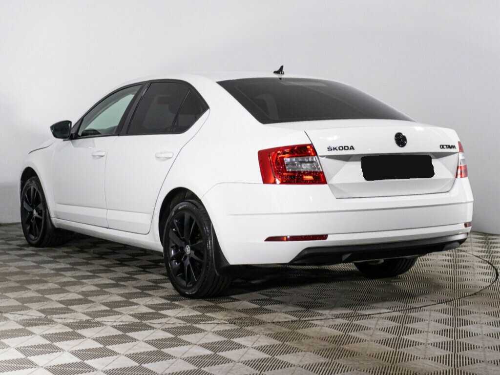 Купить Skoda Octavia с пробегом. Фото: #6