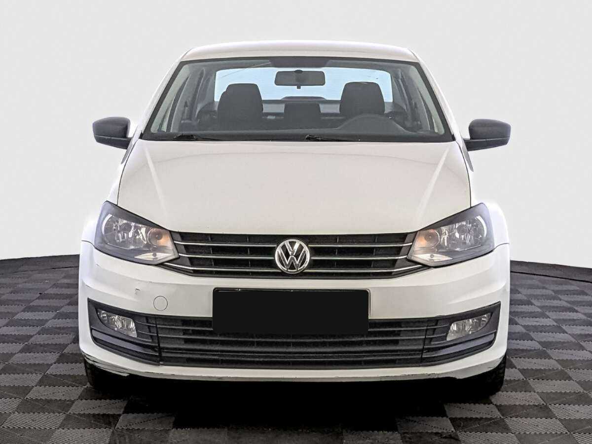 Купить Volkswagen Polo с пробегом. Фото: #1