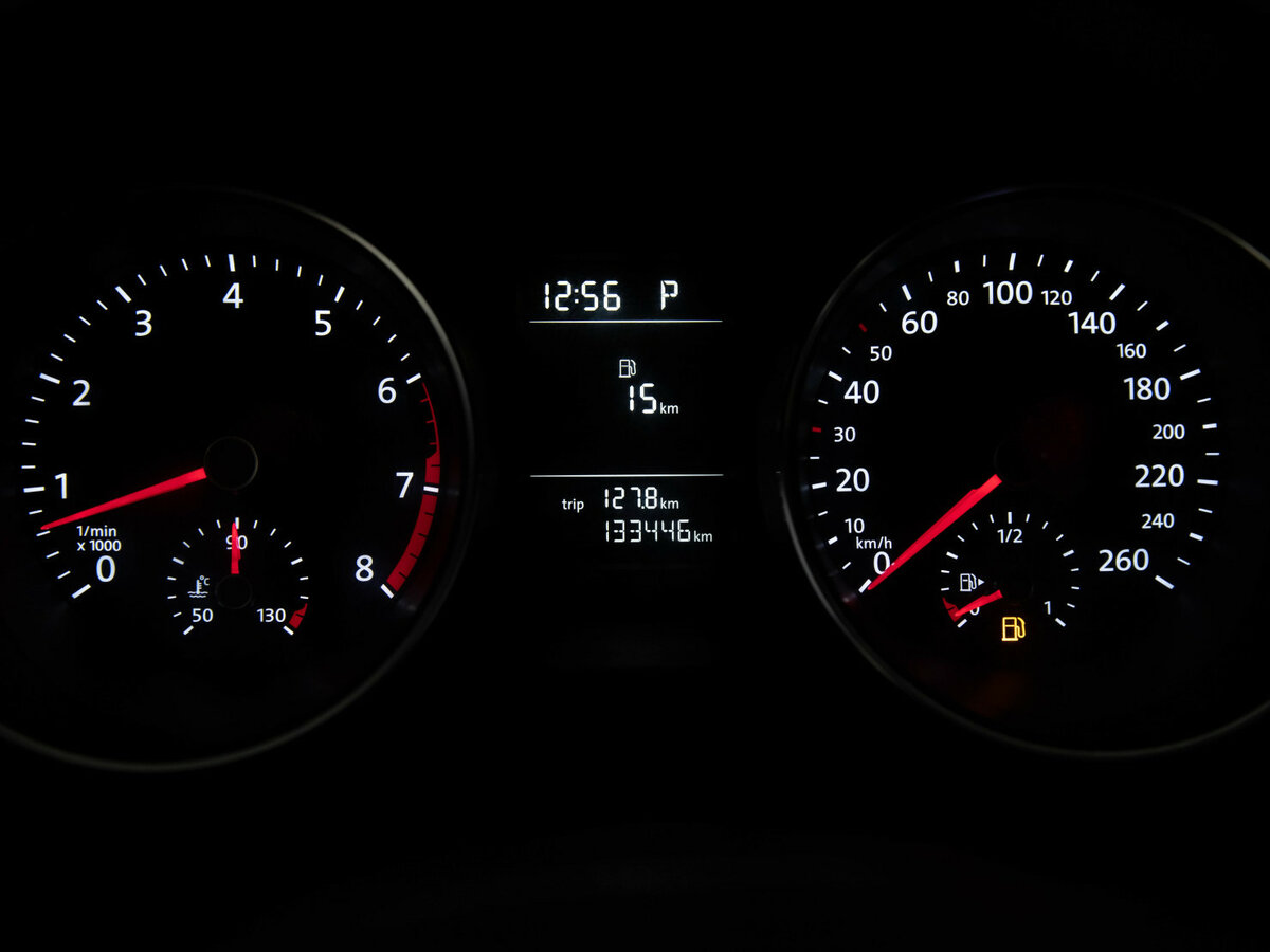 Купить Volkswagen Jetta с пробегом. Фото: #14