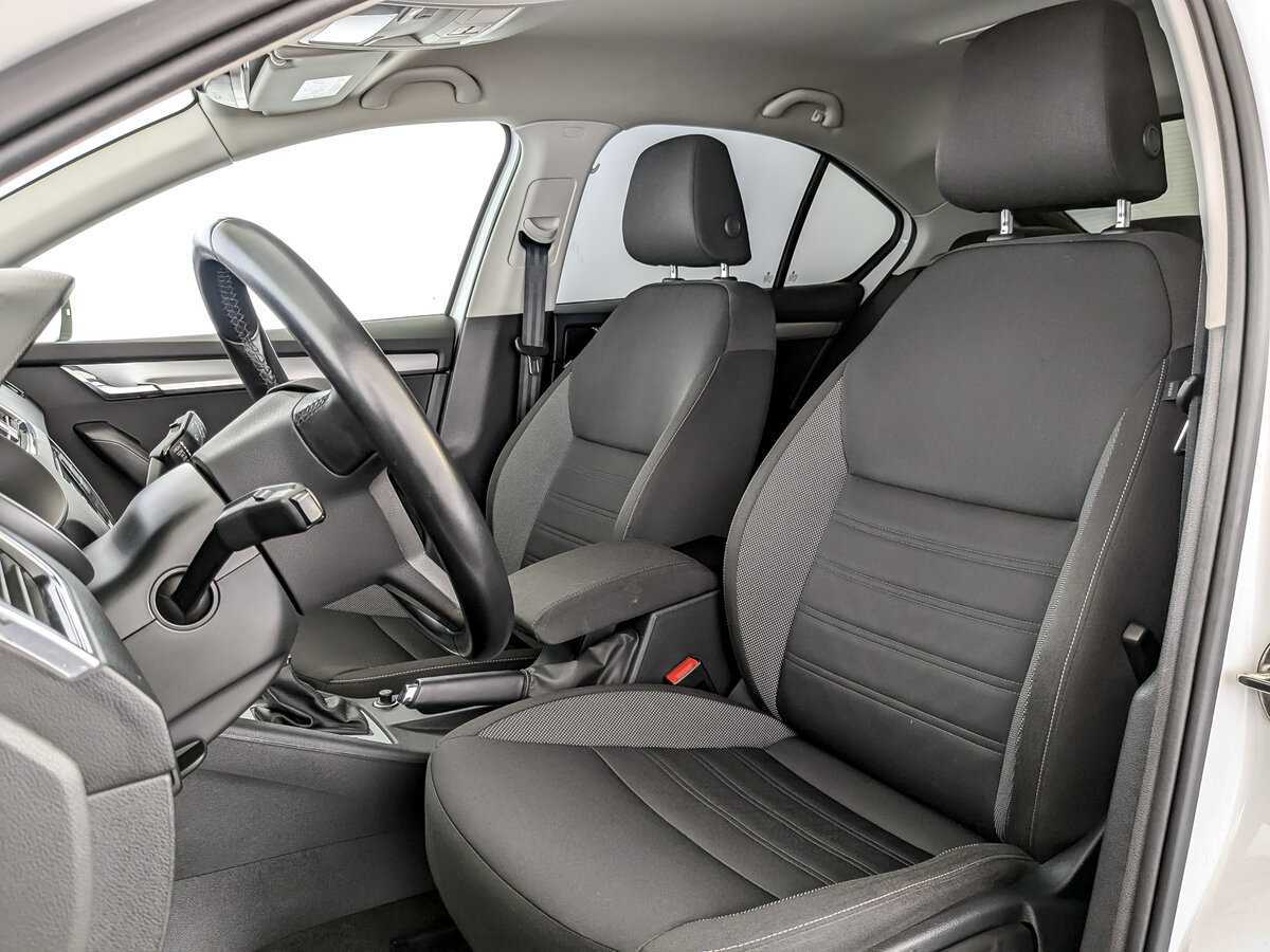 Купить Skoda Octavia с пробегом. Фото: #19