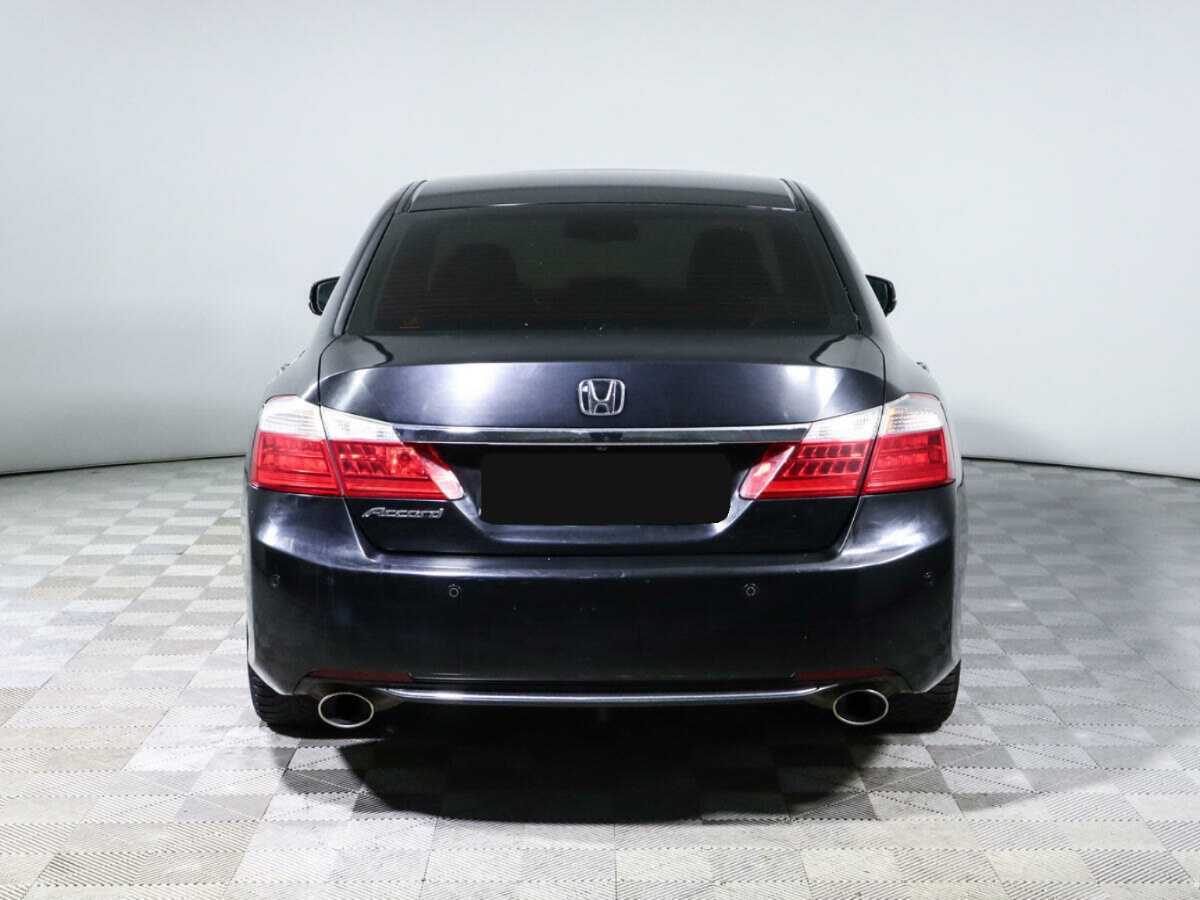 Купить Honda Accord с пробегом. Фото: #4