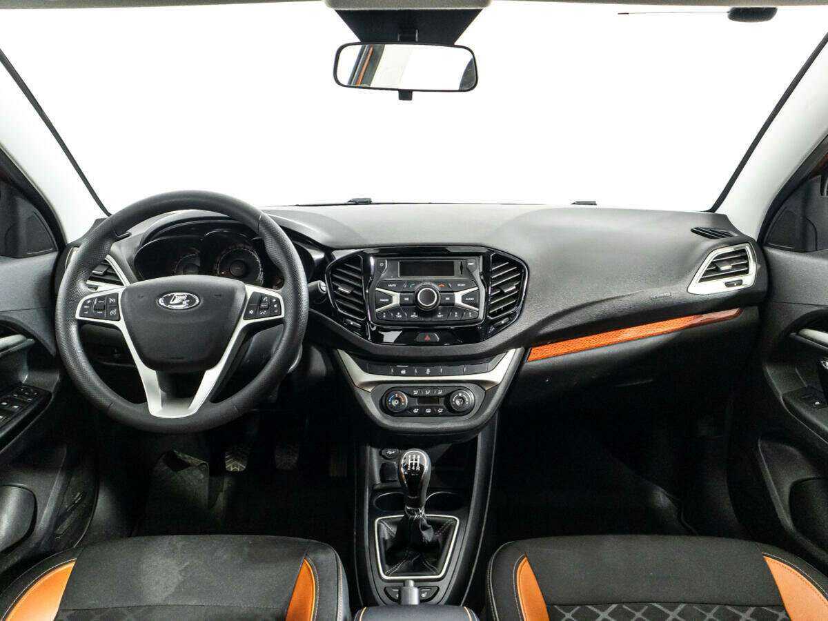 Купить Lada (ВАЗ) Vesta с пробегом. Фото: #12
