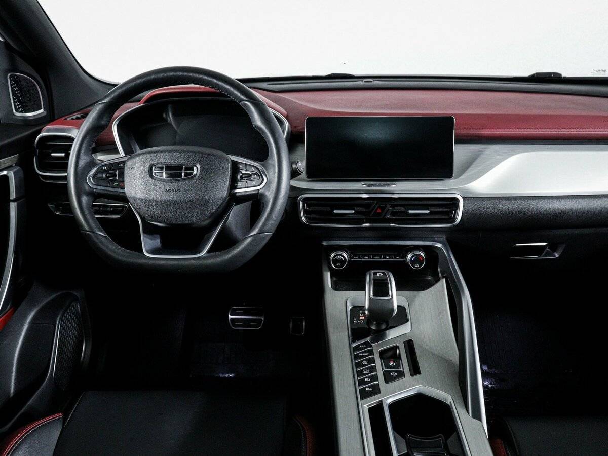 Купить Geely Coolray с пробегом. Фото: #11