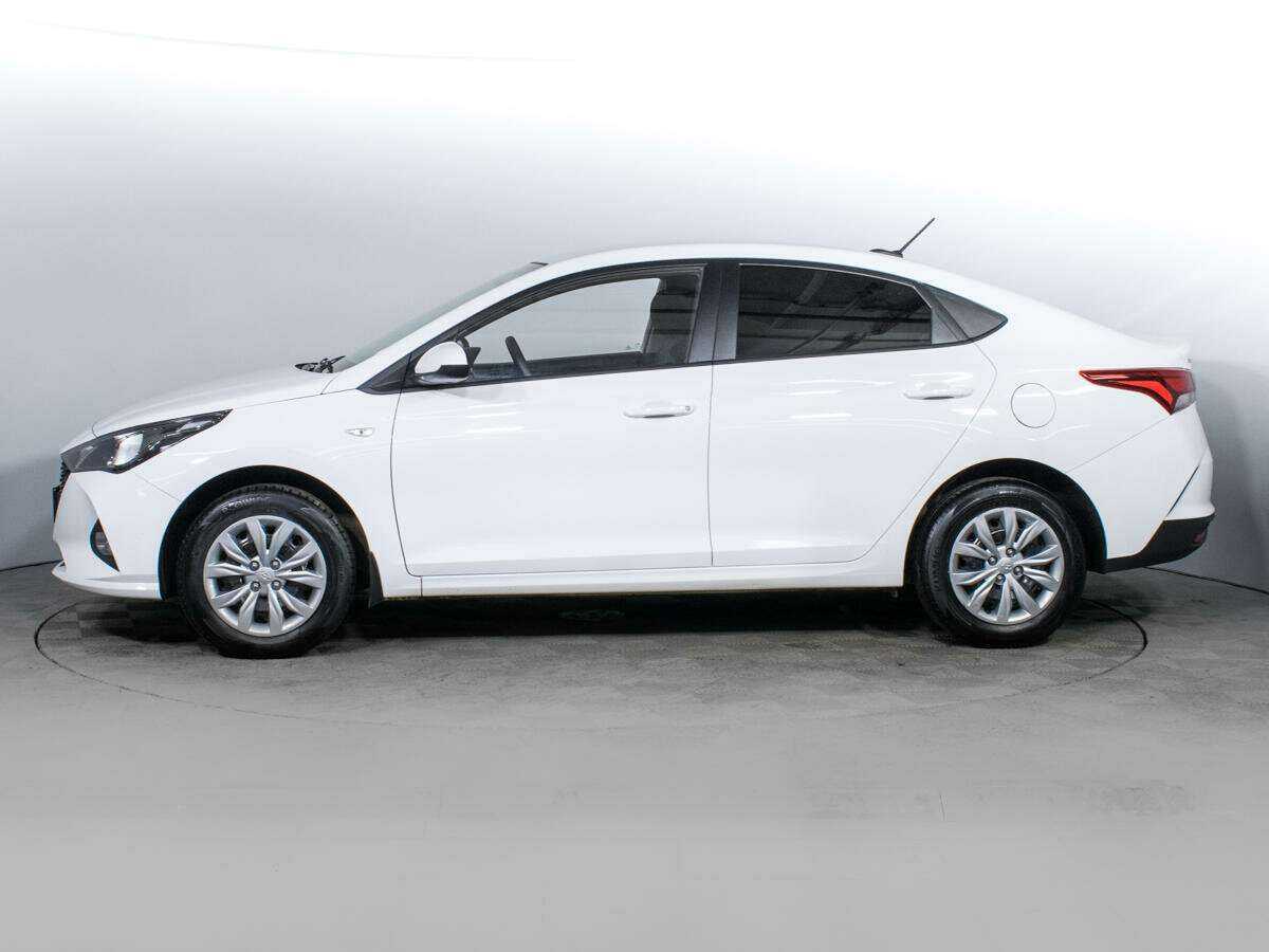 Купить Hyundai Solaris с пробегом. Фото: #7