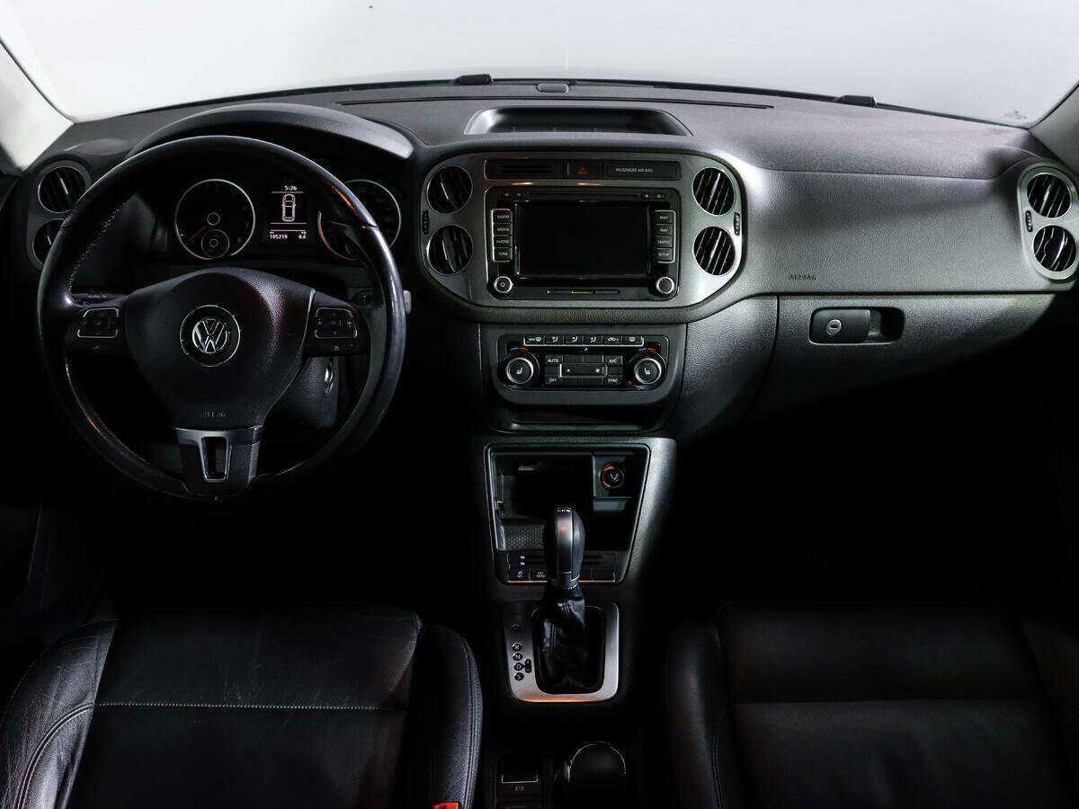 Купить Volkswagen Tiguan с пробегом. Фото: #8