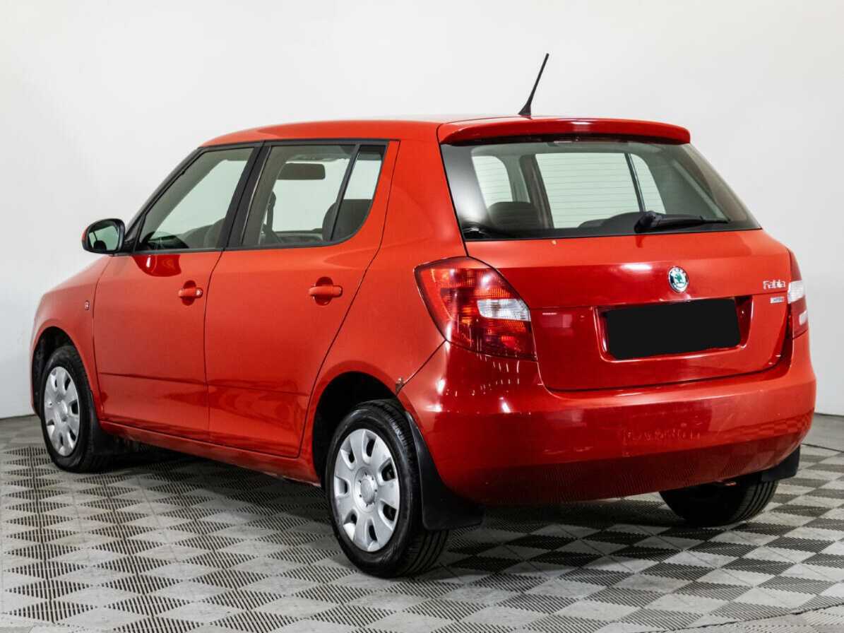Купить Skoda Fabia с пробегом. Фото: #6