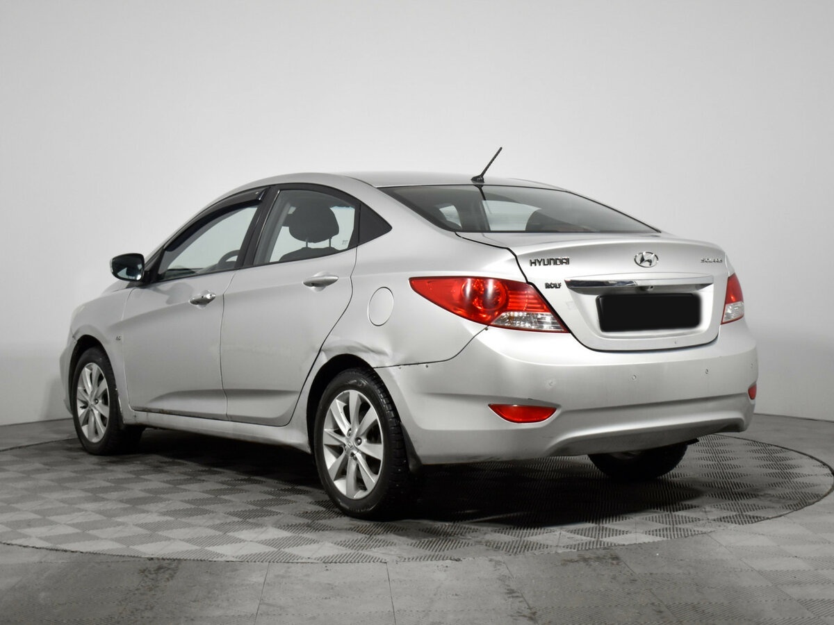 Купить Hyundai Solaris с пробегом. Фото: #6