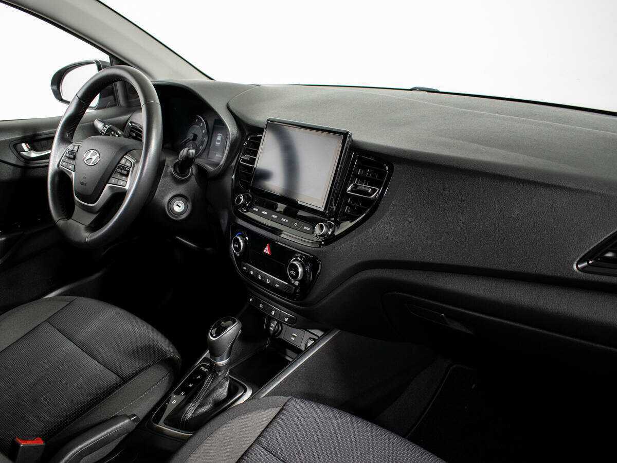 Купить Hyundai Solaris с пробегом. Фото: #6