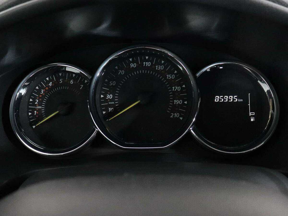 Купить Renault Logan с пробегом. Фото: #9