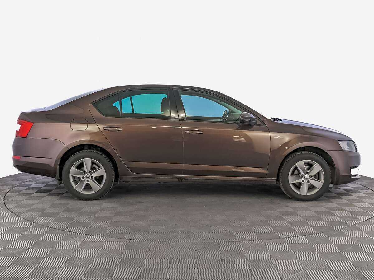 Купить Skoda Octavia с пробегом. Фото: #3