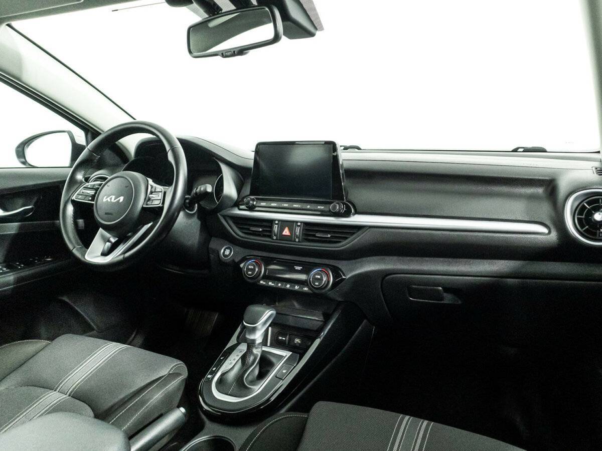 Купить Kia Cerato с пробегом. Фото: #9