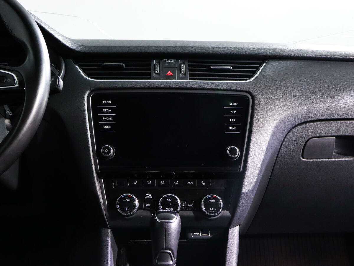 Купить Skoda Octavia с пробегом. Фото: #12