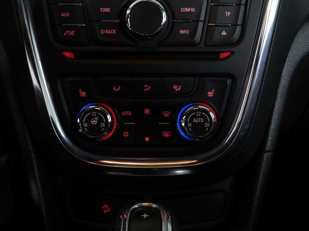 Купить Opel Mokka с пробегом. Фото: #15