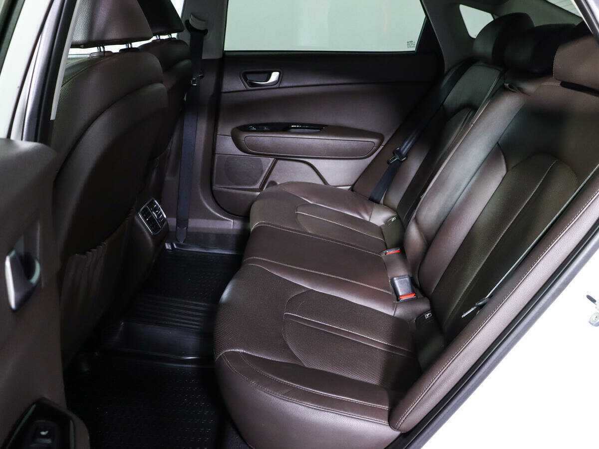 Купить Kia Optima с пробегом. Фото: #7