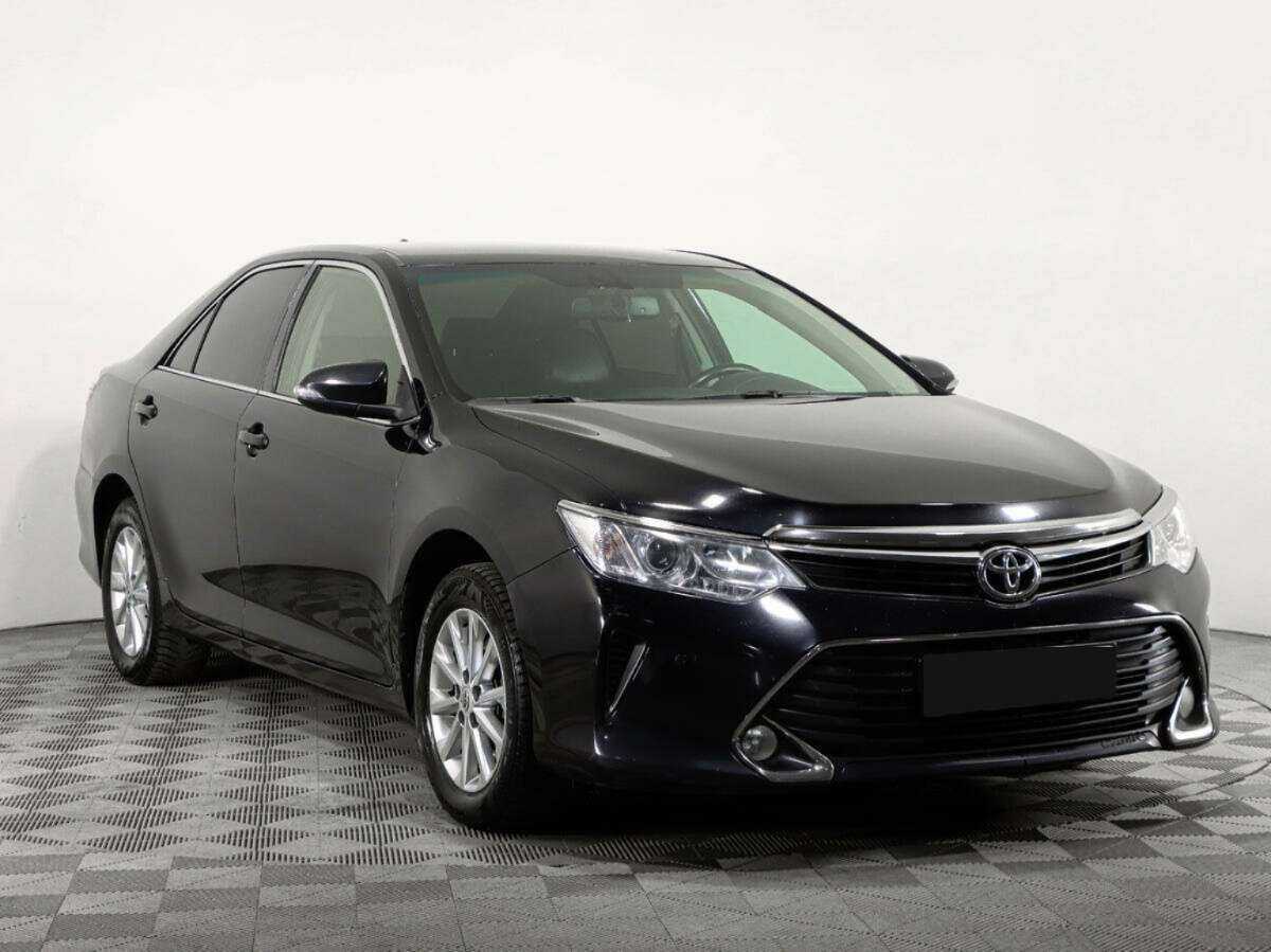 Купить Toyota Camry с пробегом. Фото: #2