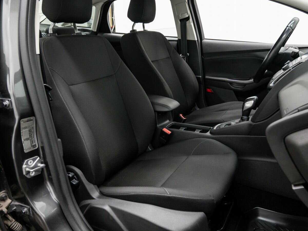 Купить Ford Focus с пробегом. Фото: #7