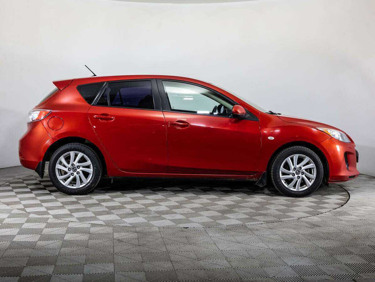Купить Mazda 3 с пробегом. Фото: #3
