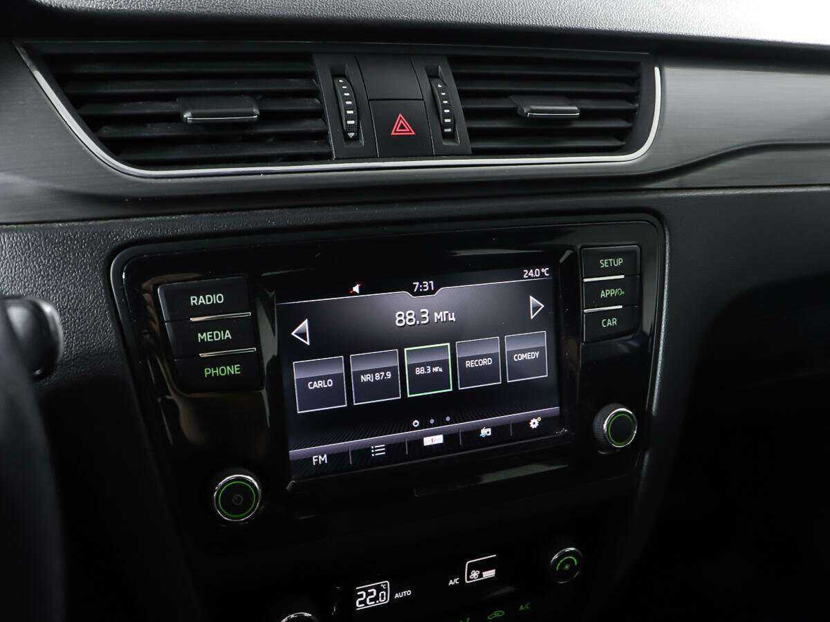 Купить Skoda Rapid с пробегом. Фото: #20