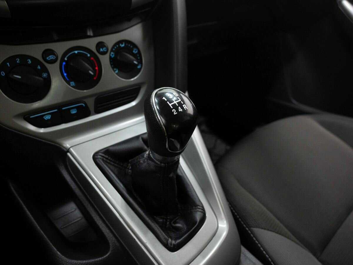 Купить Ford Focus с пробегом. Фото: #21