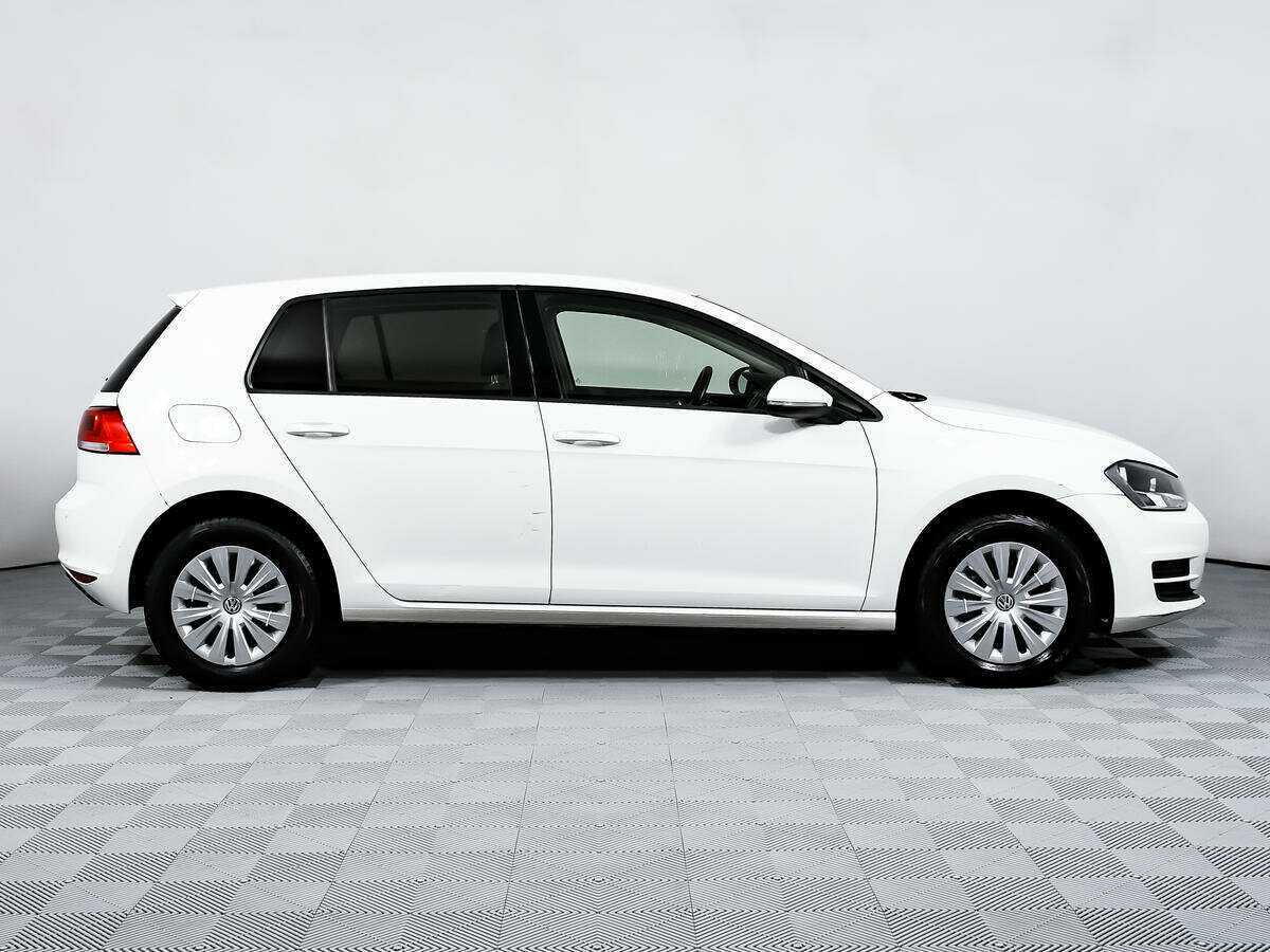 Купить Volkswagen Golf с пробегом. Фото: #3