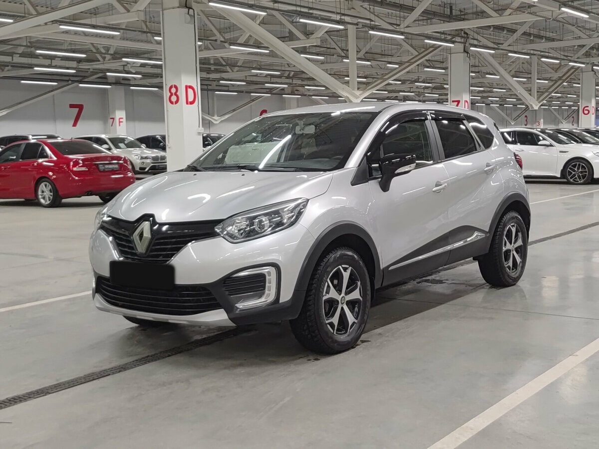 Купить Renault Kaptur с пробегом. Посмотреть фото