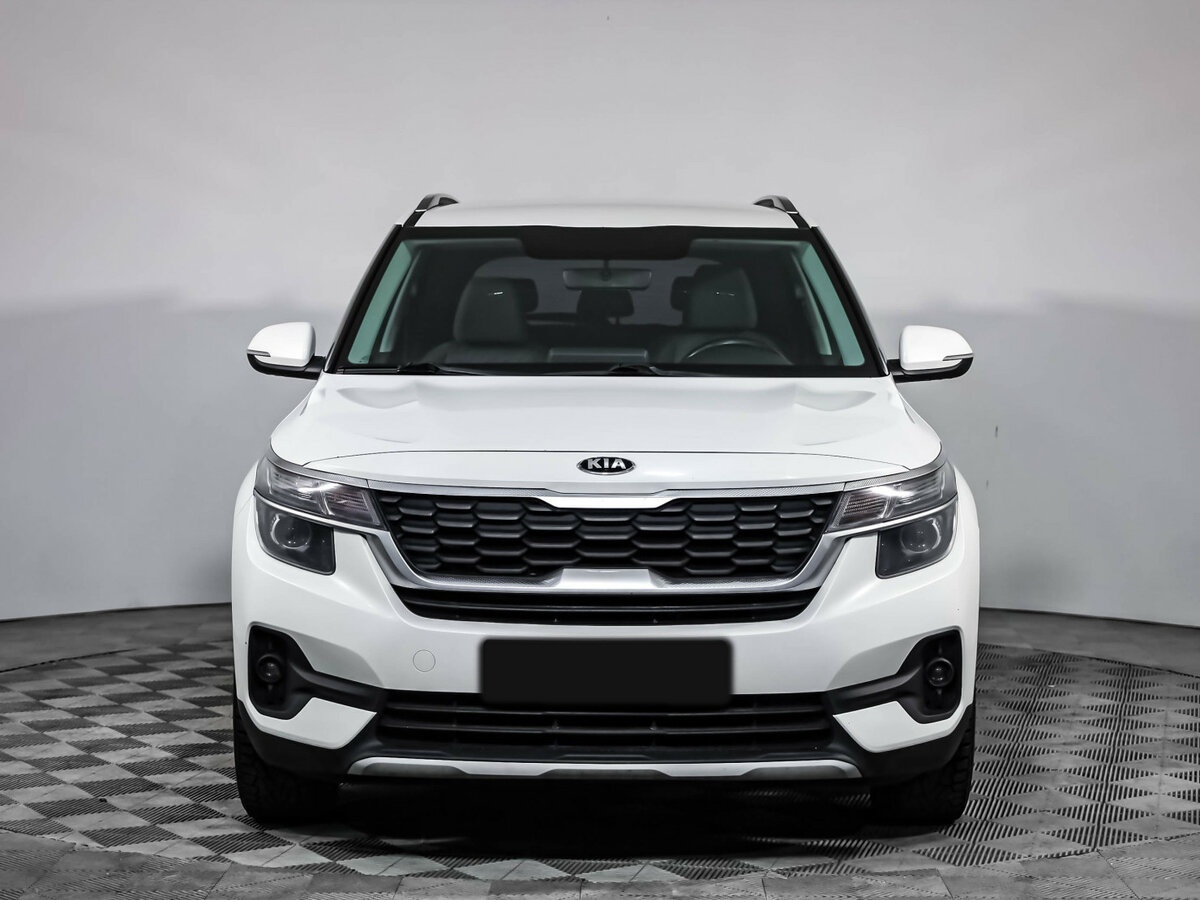 Купить Kia Seltos с пробегом. Фото: #1