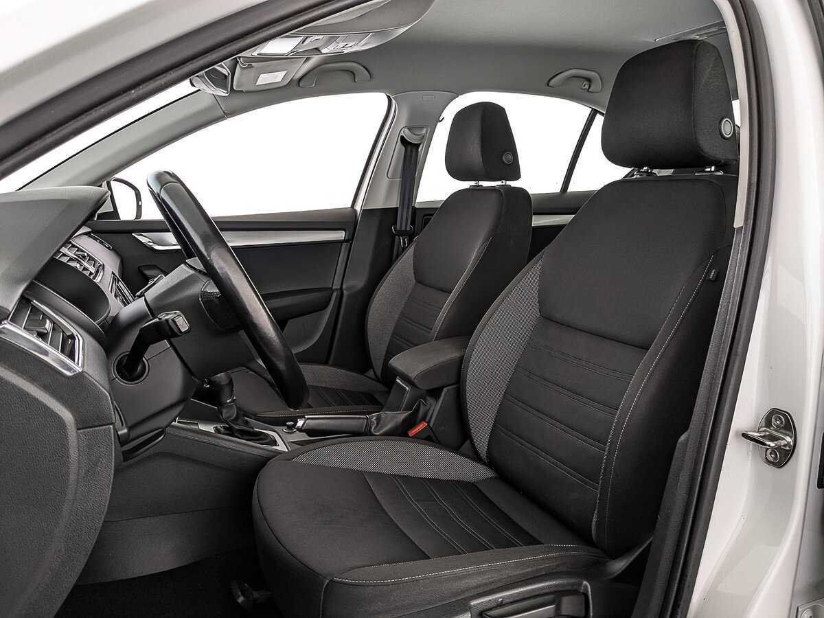 Купить Skoda Octavia с пробегом. Фото: #19