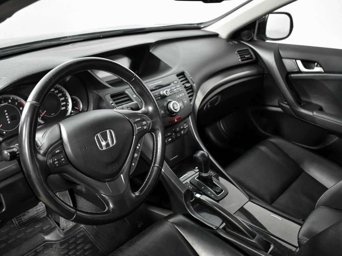 Купить Honda Accord с пробегом. Фото: #8