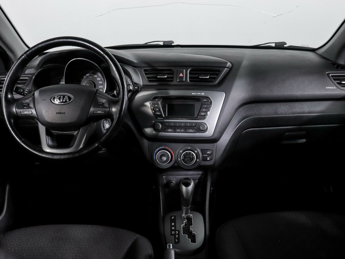 Купить Kia Rio с пробегом. Фото: #9