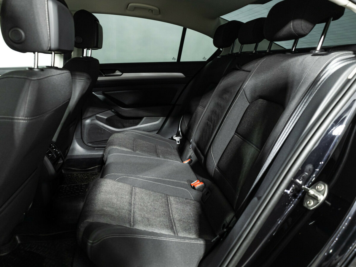 Купить Volkswagen Passat с пробегом. Фото: #7