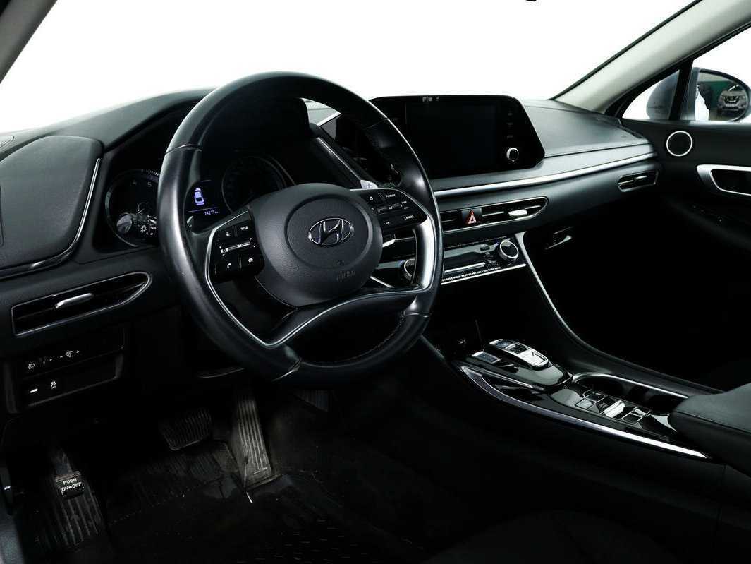 Купить Hyundai Sonata с пробегом. Фото: #12