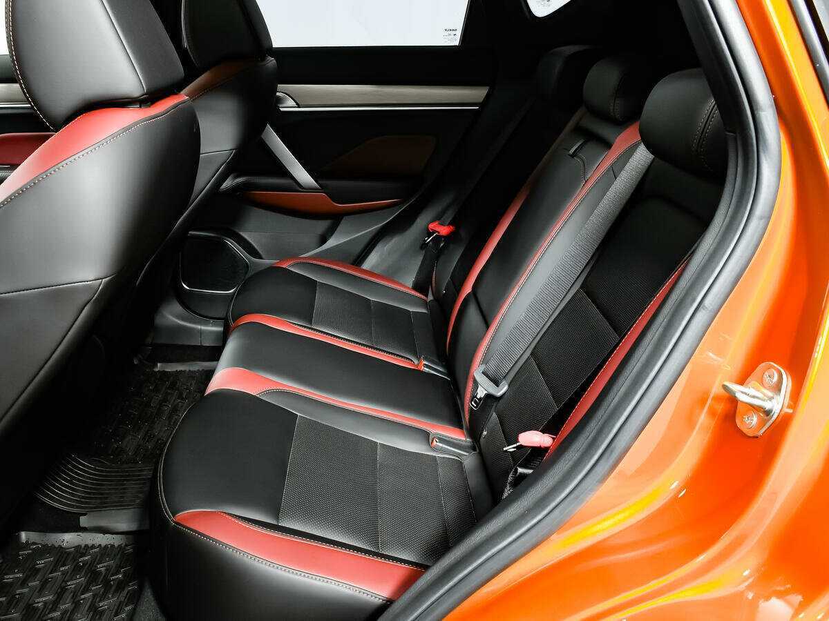 Купить Geely Coolray с пробегом. Фото: #11