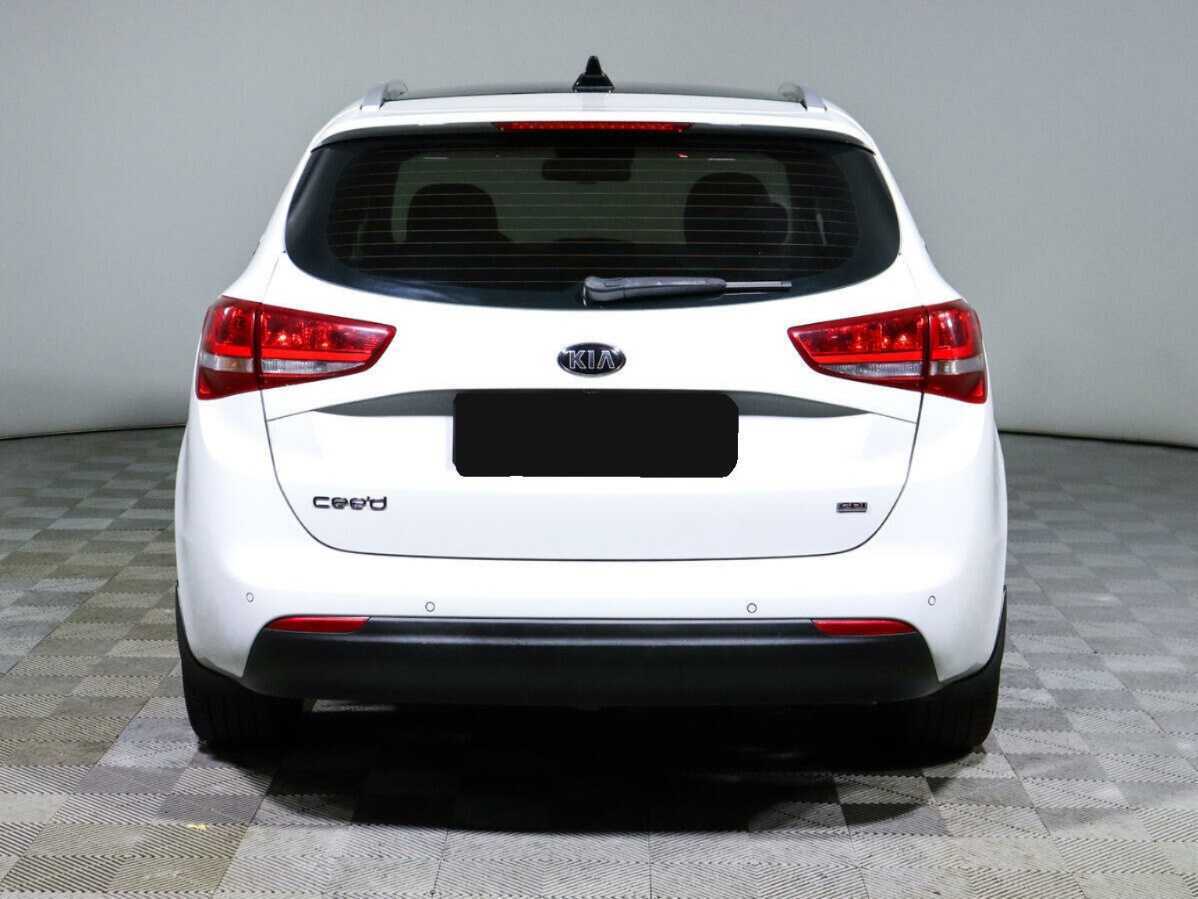 Купить Kia Ceed с пробегом. Фото: #4
