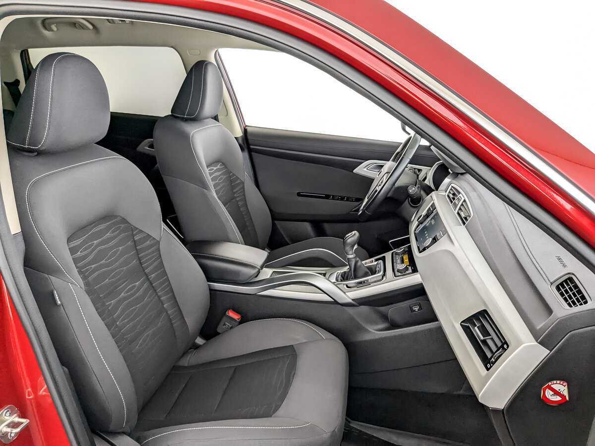 Купить Geely Atlas с пробегом. Фото: #22