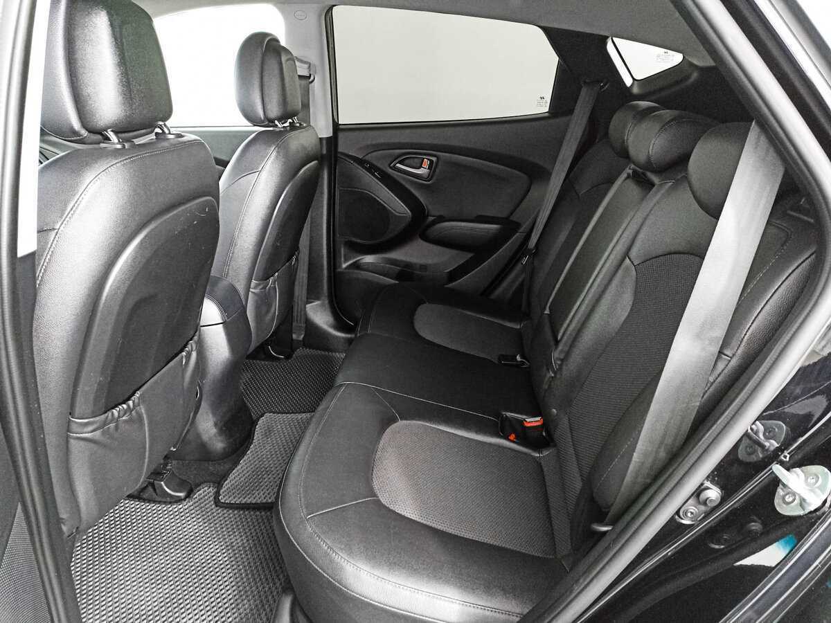 Купить Hyundai ix35 с пробегом. Фото: #11