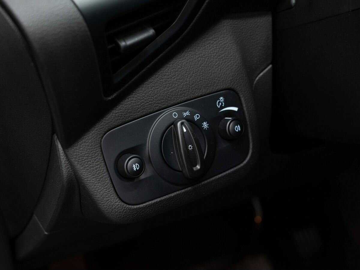 Купить Ford Kuga с пробегом. Фото: #19