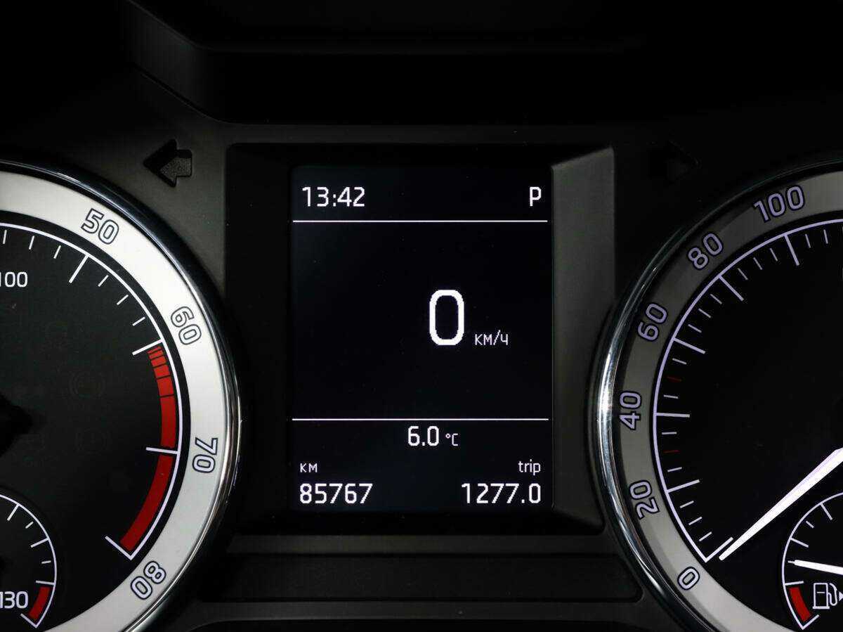 Купить Skoda Octavia с пробегом. Фото: #12