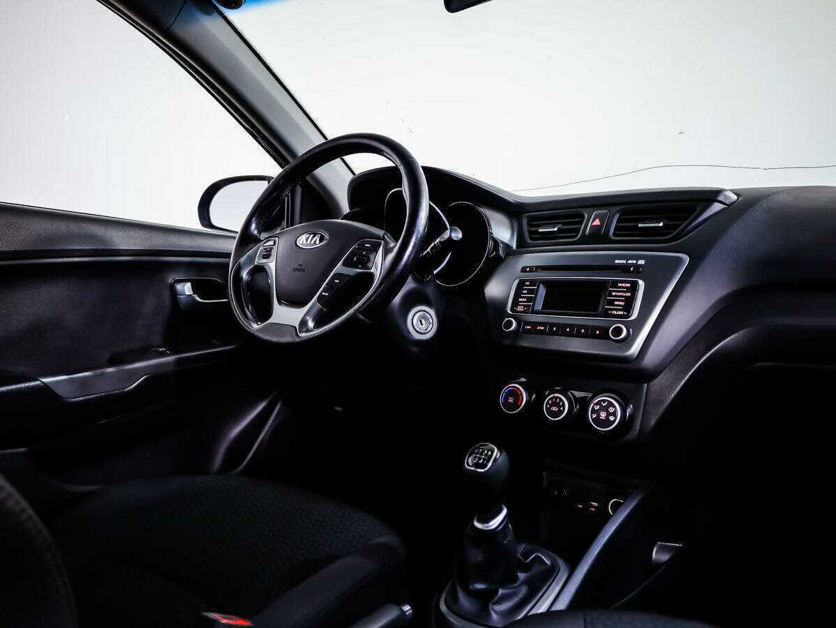 Купить Kia Rio с пробегом. Фото: #7