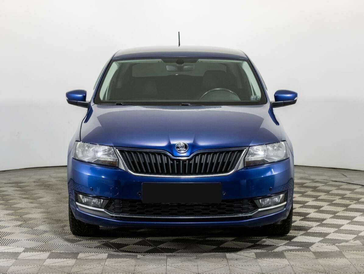 Купить Skoda Rapid с пробегом. Фото: #1