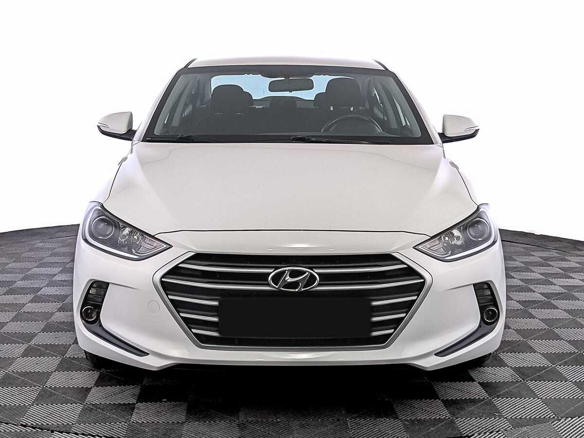 Купить Hyundai Elantra с пробегом. Фото: #1