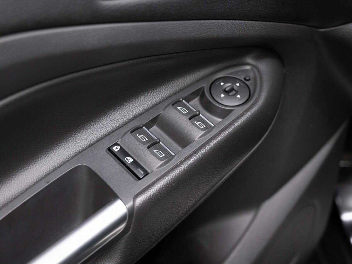 Купить Ford Kuga с пробегом. Фото: #17