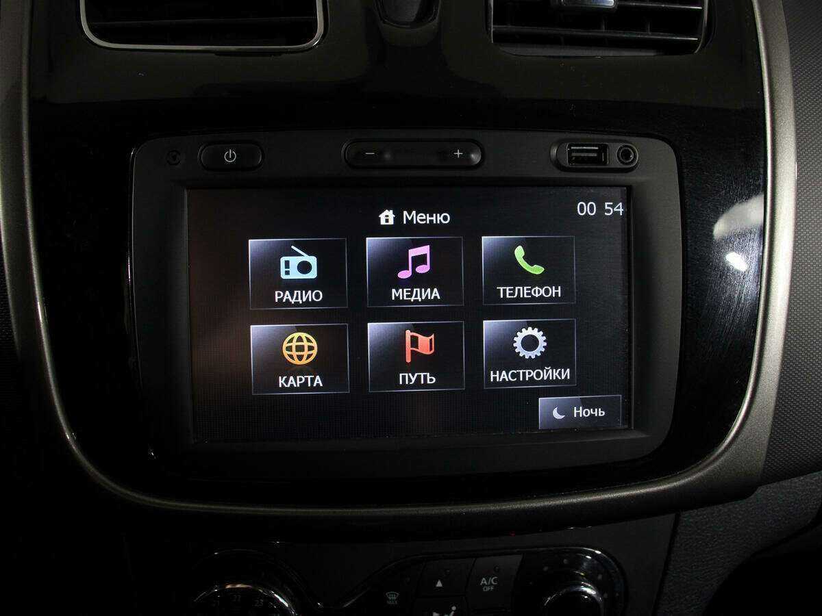 Купить Renault Sandero с пробегом. Фото: #16