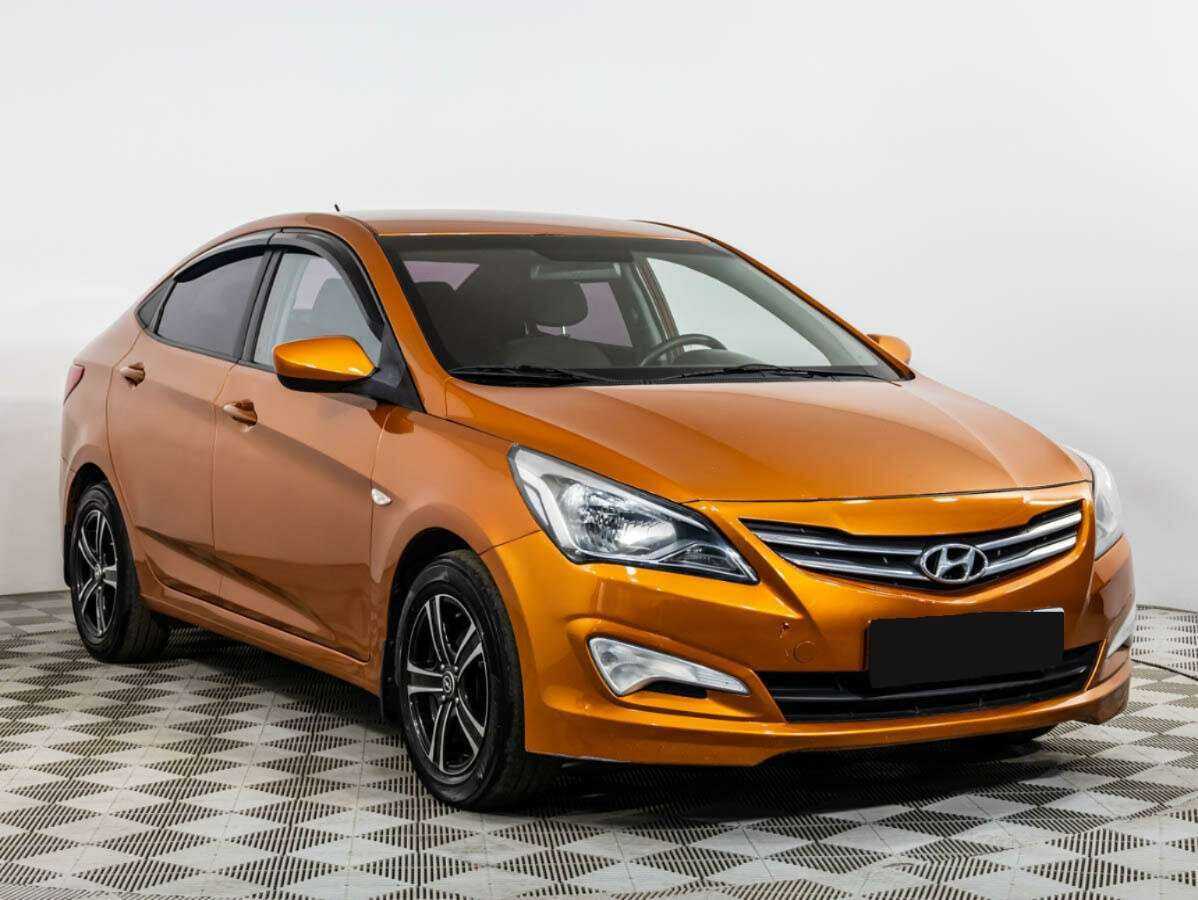 Купить Hyundai Solaris с пробегом. Фото: #1