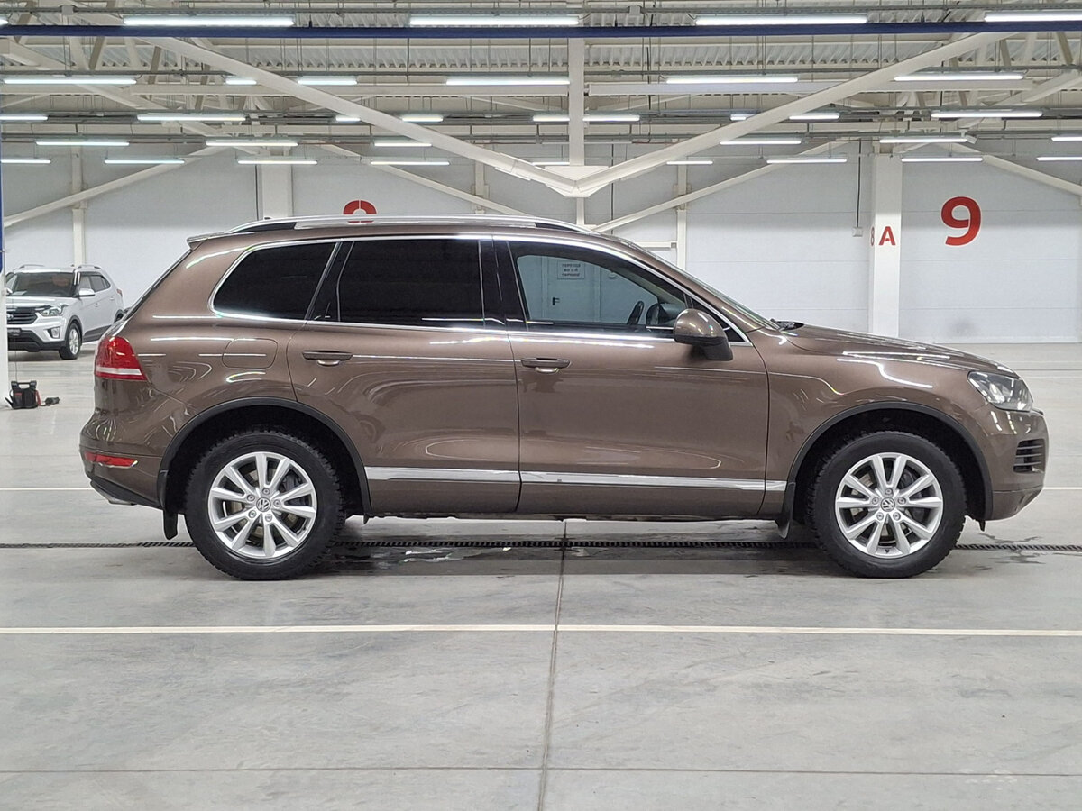 Купить Volkswagen Touareg с пробегом. Фото: #3