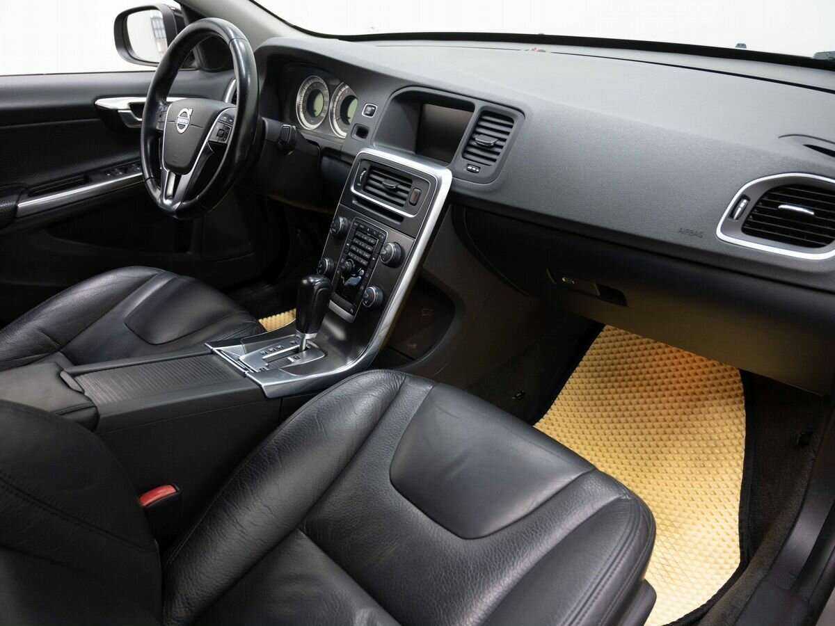 Купить Volvo S60 с пробегом. Фото: #10