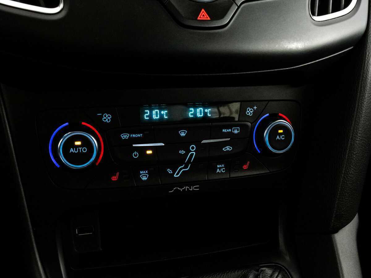 Купить Ford Focus с пробегом. Фото: #11