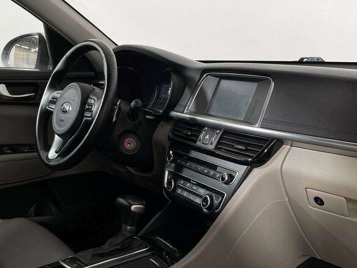 Купить Kia Optima с пробегом. Фото: #8